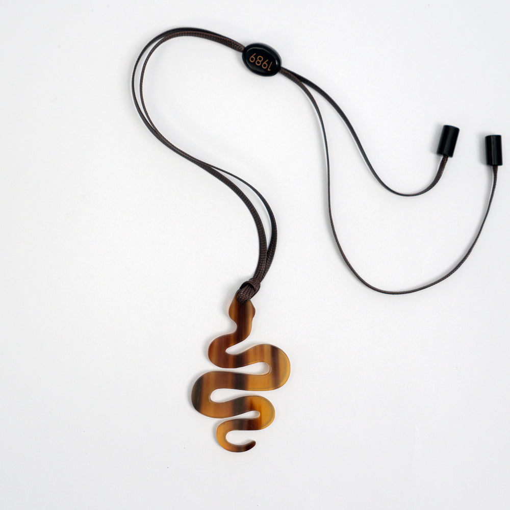 Artisan Horn Serpent